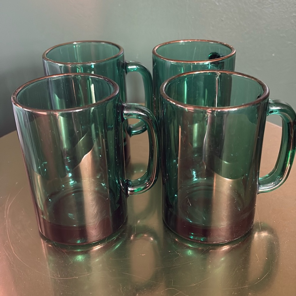 Vintage Libby Juniper glass mugs with gold rim